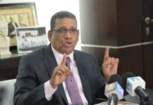 Maldonado censura convocatoria de grupo para conocer la comisión de Ley de Partidos