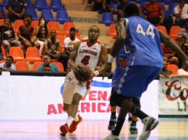 Leones vencen a los Titanes y se acercan a la clasificación