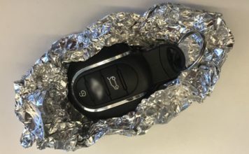 ¿Por qué recomiendan envolver las llaves del auto en papel de aluminio?