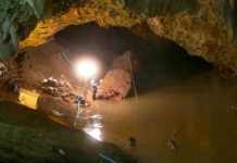 VIDEOS: Hallan con vida a 12 niños y su entrenador de fútbol perdidos durante 10 días en Tailandia