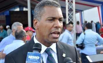 Demostenes Martínez se adhiere a preocupaciones de ex presidentes JCE sobre tema primarias