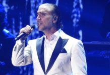 El cantante Alejandro Fernández es desalojado de un avión por ir borracho