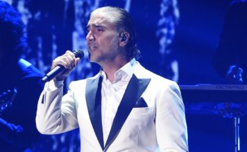 El cantante Alejandro Fernández es desalojado de un avión por ir borracho