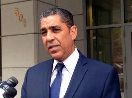 Congresista Adriano Espaillat presenta informe sobre oficinas postales de su distrito