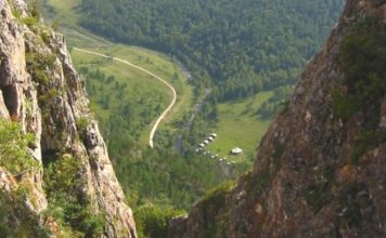 El curioso hallazgo de la primera humana fruto del encuentro sexual entre dos especies distintas: una neandertal y un denisovano