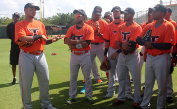Toros hacen llamado a inicios de entrenamientos