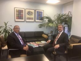 Leonel Fernández cumple con el pedido del Movimiento “Los Amigos de Leonel” y anuncia su candidatura para el 2020