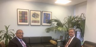 Leonel Fernández cumple con el pedido del Movimiento “Los Amigos de Leonel” y anuncia su candidatura para el 2020