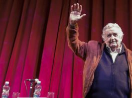 José Mujica renuncia a su cargo como senador por motivos personales y “cansancio”