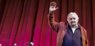 José Mujica renuncia a su cargo como senador por motivos personales y “cansancio”