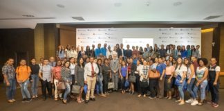 Alejandro Fernández W. y Banco Adopem ofrecen charla-taller “Educación Financiera para Jóvenes”