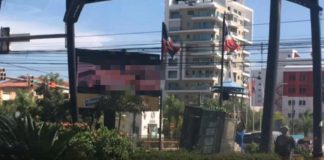 Alcaldía del Distrito Nacional multa empresa por video porno en valla de 27 con Lincoln