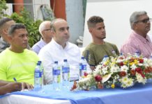 Senador Arístides Victoria Yeb entrega casa al atleta Bryan Almonte