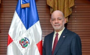 Muere el comunicador y diplomático César Medina