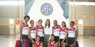Grupo SID realiza donativo de uniformes a clubes deportivos de Cristo Rey