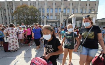 Cuatro mil niños huyen de una nube de contaminación química en Europa del Este