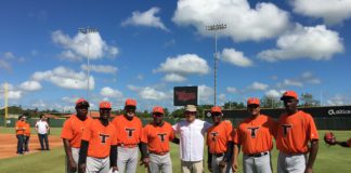 Toros inician entrenamientos de pretemporada con 38 jugadores