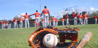 Toros reiteran llamado a entrenamientos de pretemporada