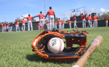 Toros reiteran llamado a entrenamientos de pretemporada