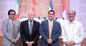 Iglesia Bíblica realiza congreso por la Vida y la Familia