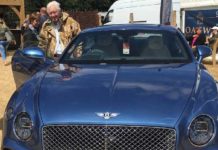 Multimillonario de 72 años busca esposa joven para dejarle sus castillos y libre acceso a su tarjeta