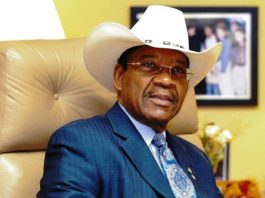 Reverendo Rubén Díaz advierte si Marisol Alcántara pierde, Adriano Espaillat perderá en 2020