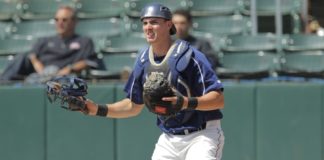 Receptor Bossart sustituye a Greiner como refuerzo del Escogido