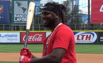 Franmil Reyes se prepara para debutar con el Escogido