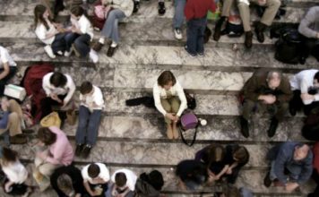 5 hallazgos sorprendentes sobre la soledad y las personas que se sienten solas