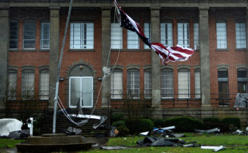VIDEOS: Cámaras en vivo captan desde Florida el paso del poderoso y temible huracán Michael