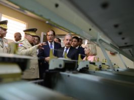 Presidente entrega Segunda Industria Militar en San Cristóbal
