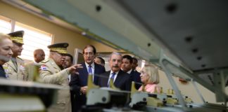 Presidente entrega Segunda Industria Militar en San Cristóbal