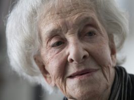 La poetisa uruguaya Ida Vitale gana el Premio Cervantes 2018