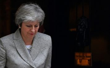 May defiende acuerdo con la UE y promete proteger «la soberanía británica» de Gibraltar