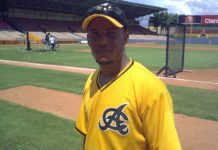 Bernie Castro: «Hasta que no saquen a Manny Acta, las Águilas no van para ningún lado»