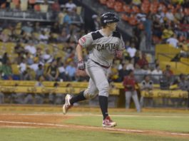 Leones blanquean a las Águilas y siguen en primero