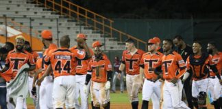 Toros dejan a los Gigantes en el terreno con hit de Sosa