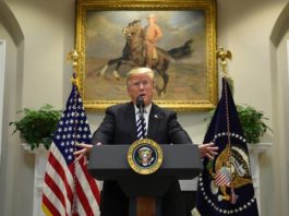 Trump dice que el Ejército podría abrir fuego si es apedreado por migrantes