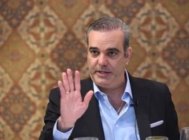 El que apoye modificar la Constitución para la reelección, se va del PRM