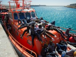 Más de 560 migrantes rescatados y tres fallecidos en aguas españolas