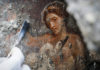 «Tan explícita y sensual»: Hallan en Pompeya un fresco de la bella Leda seducida por el cisne