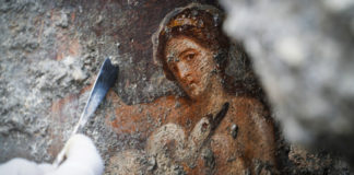 «Tan explícita y sensual»: Hallan en Pompeya un fresco de la bella Leda seducida por el cisne