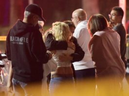 Al menos 12 muertos en un tiroteo en un bar de California