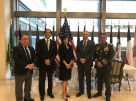 Ministros firman libro condolencias por fallecimiento George H. W. Bush en nombre del gobierno dominicano