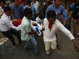 Seis muertos y más de 100 heridos en el incendio de un hospital en India