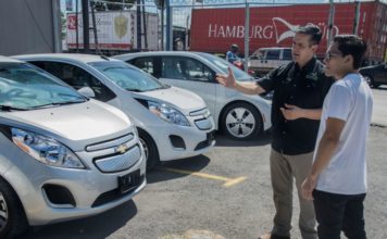 Autos eléctricos se abren paso en las calles de Costa Rica