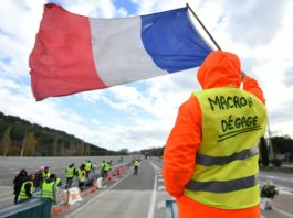 Francia espera ansiosa discurso de Macron para intentar salir de crisis de «chalecos amarillos»