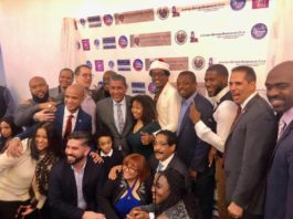 Congresista Adriano Espaillat encabeza encuentro navideño con clubes demócratas en New York