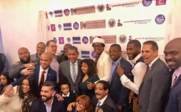 Congresista Adriano Espaillat encabeza encuentro navideño con clubes demócratas en New York