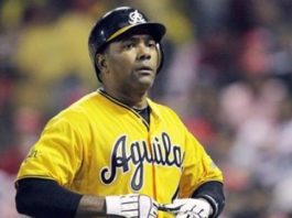 Miguel Tejada entra al Salón de la Fama del Béisbol Latino